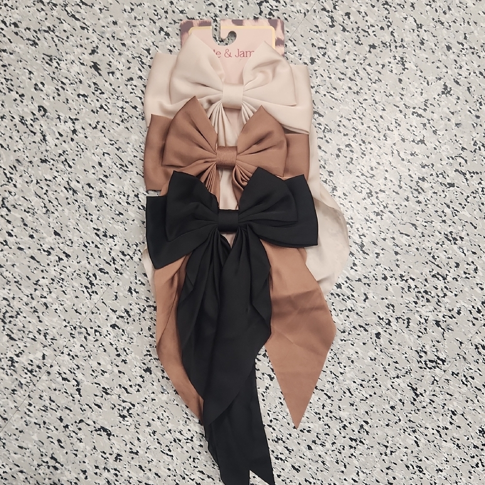 NEW Elegant Women's Hair Bows  - Blush, Brown, Black Colors